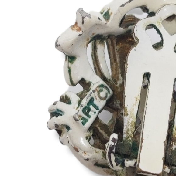 VINTAGE MODE ART ANTIQUE FINISH WHITE & COLORFUL RHINESTONE CLIP ON EARRINGS - Picture 5 of 6